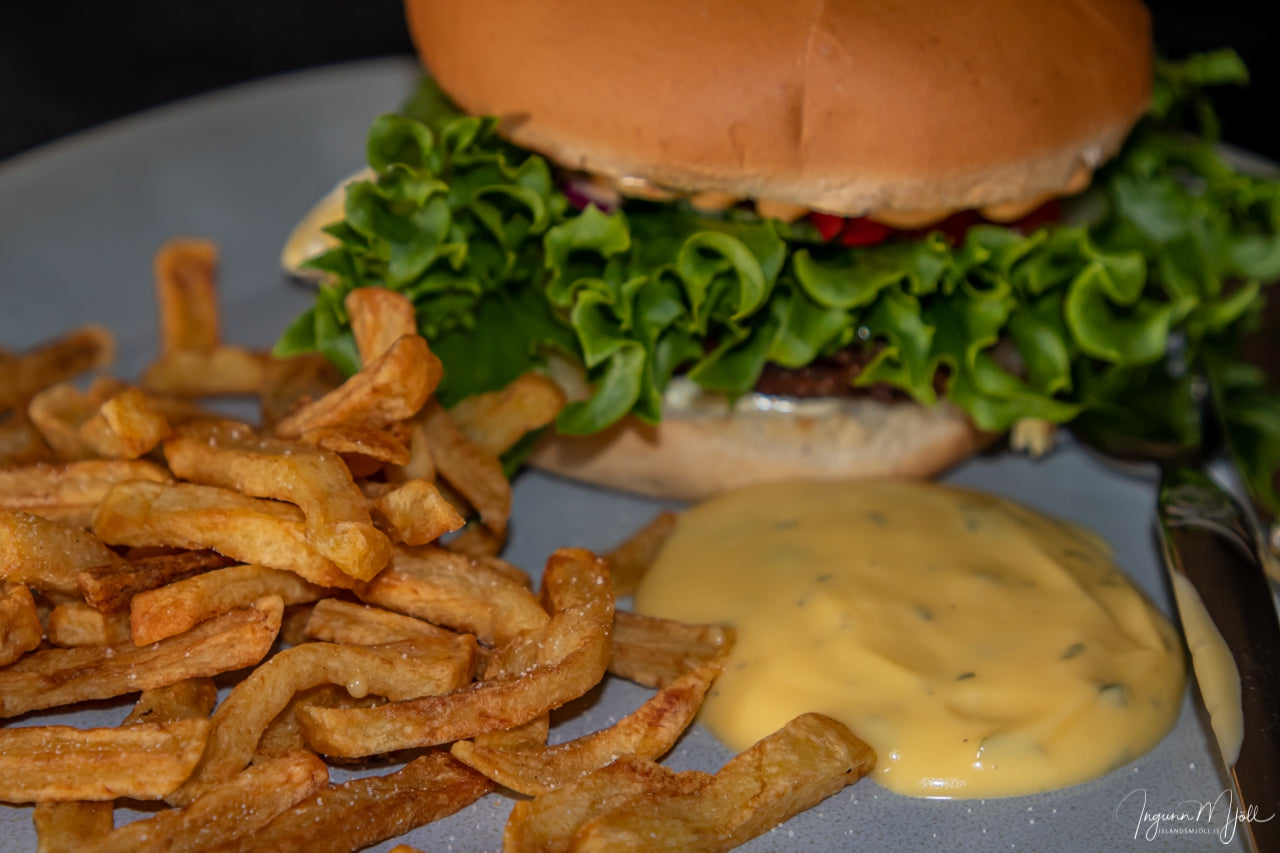 Borgari með truflu osti