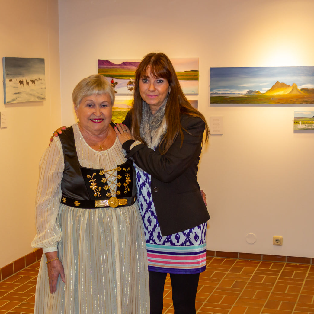 Listakonan hún móðir mín!