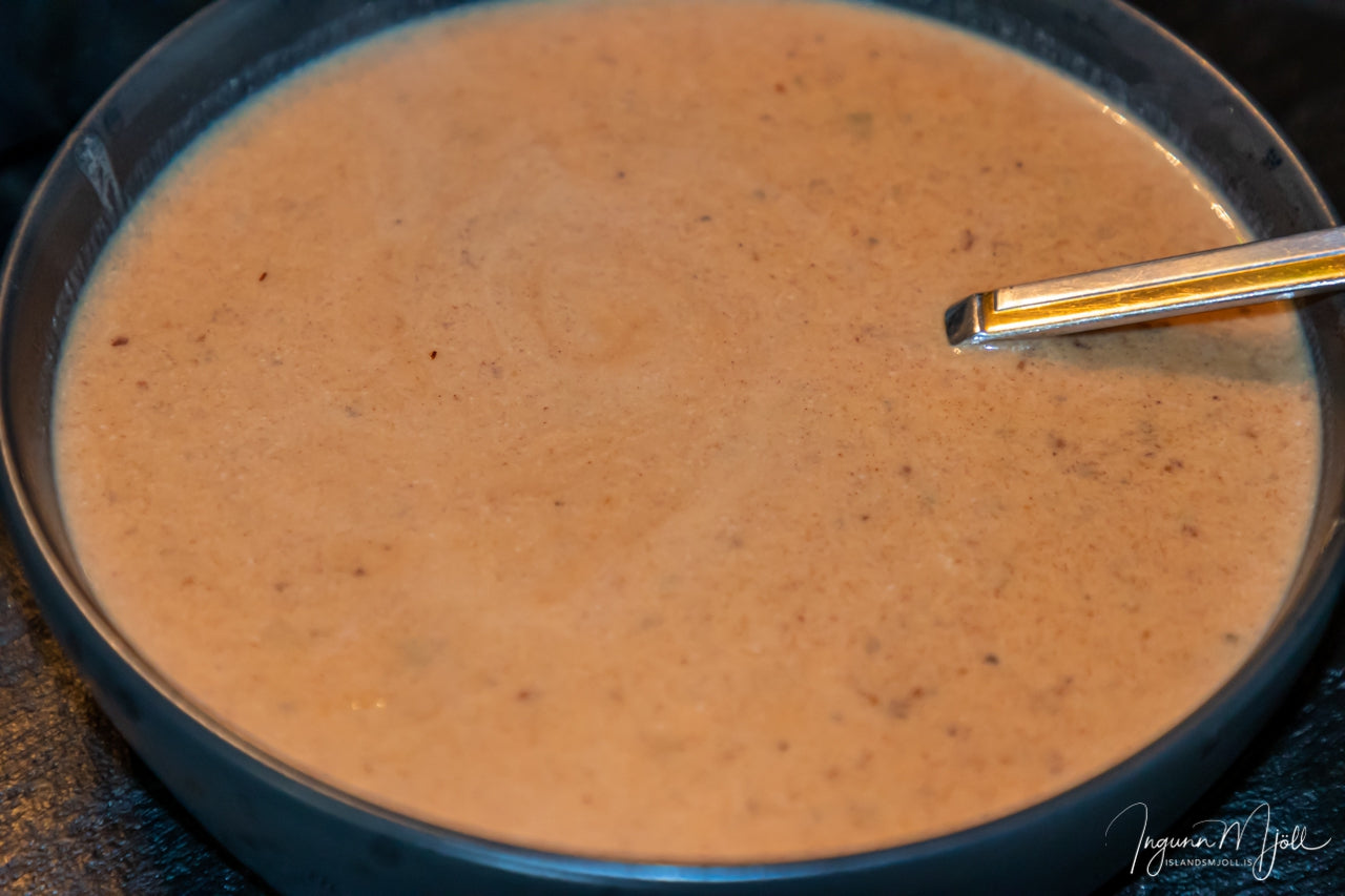 Döðlurjómasósa með gráðosti