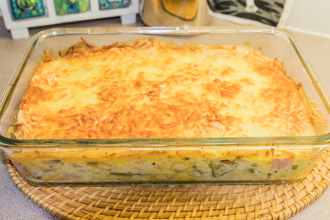 Heitt brauð í eldföstu móti