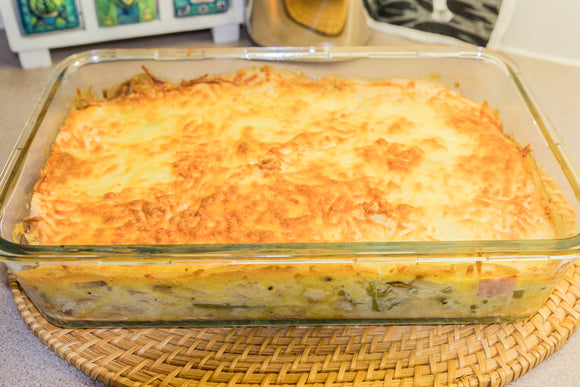 Heitt brauð í eldföstu móti