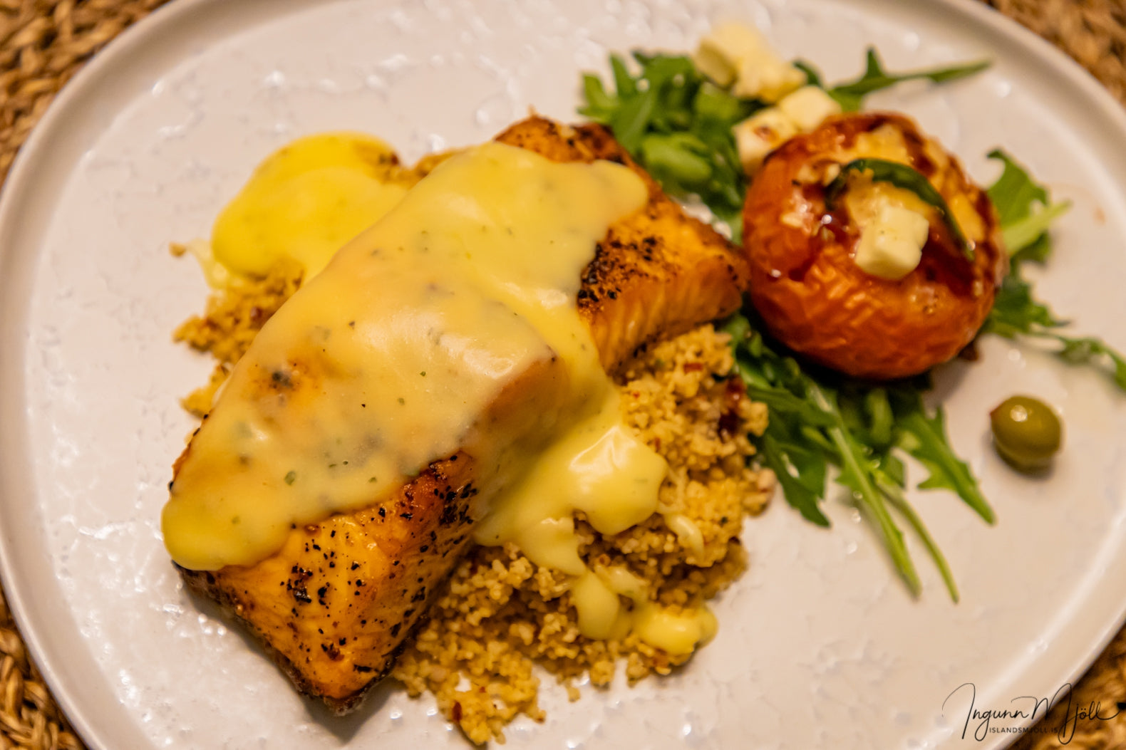 Laxasteik með kús kús