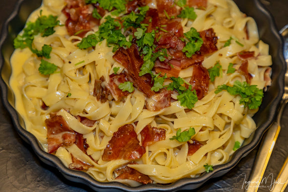 Carbonara tagliatelle pasta