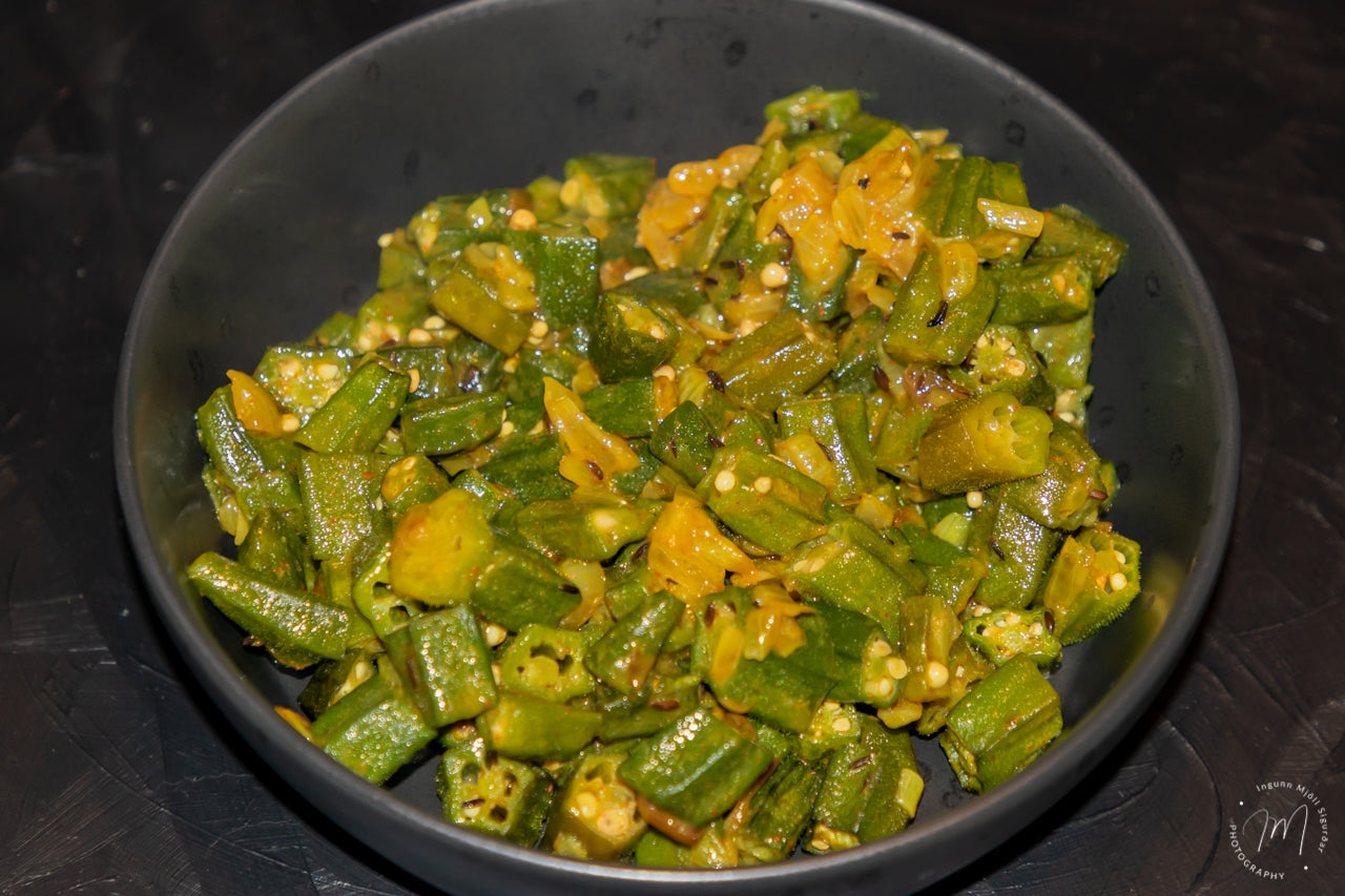 Okra grænmetisréttur