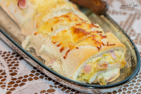 Heitt rúllutertubrauð með skinku...