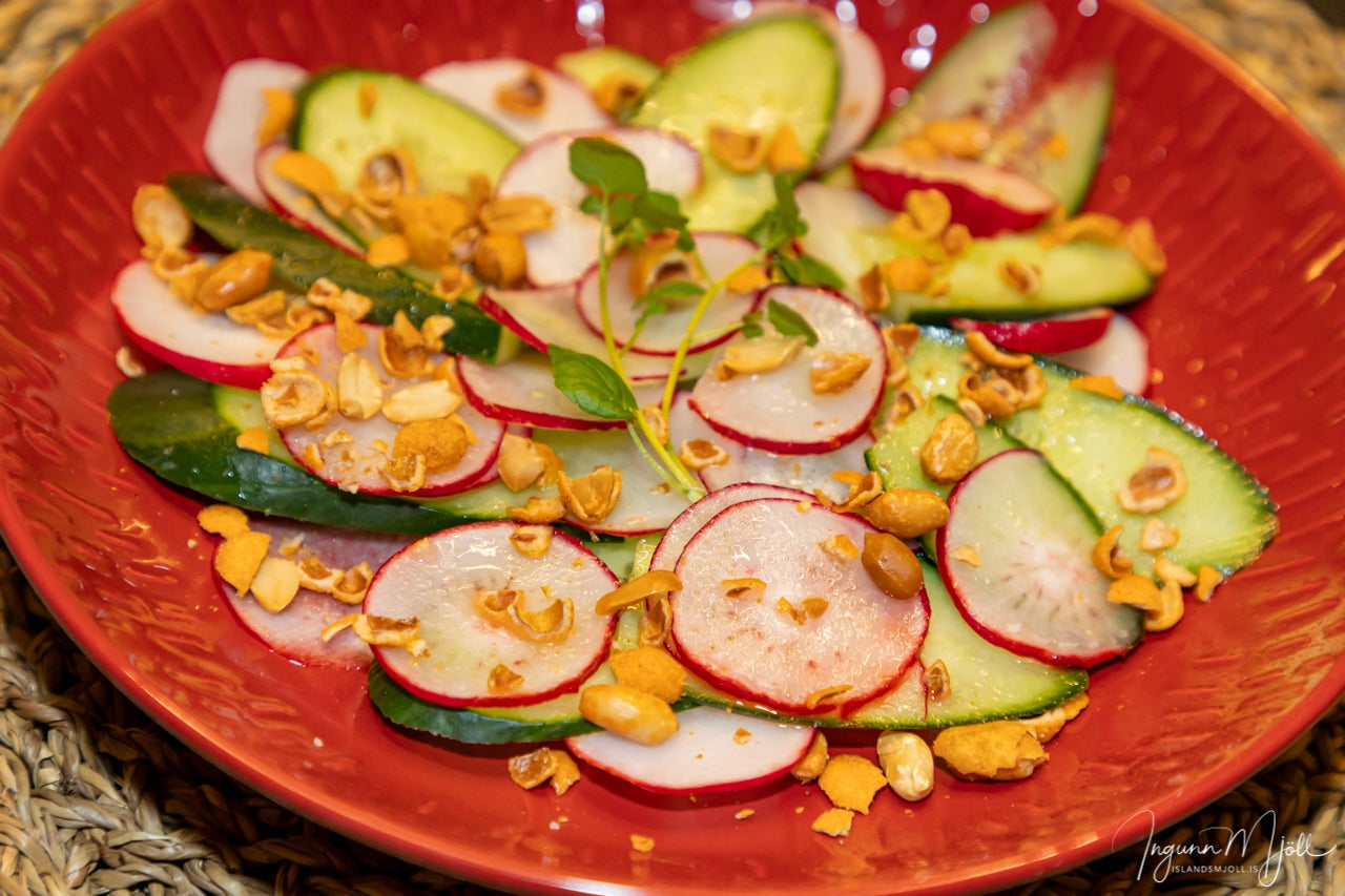 Agúrku og radísusalat