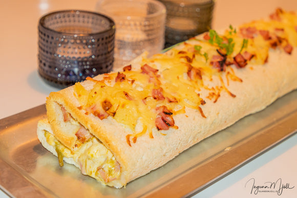 Heit rúllubrauðterta