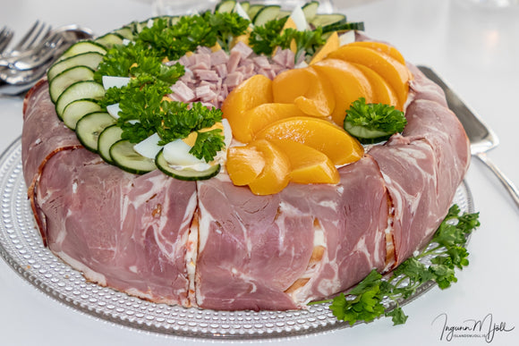 Skinku og hangikjötsbrauðterta