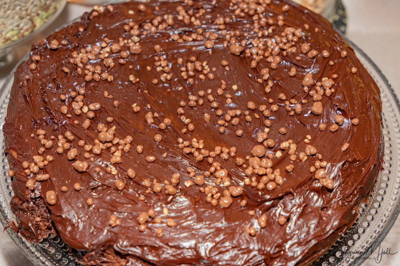 Súkkulaðiterta með súkkulaðikremi