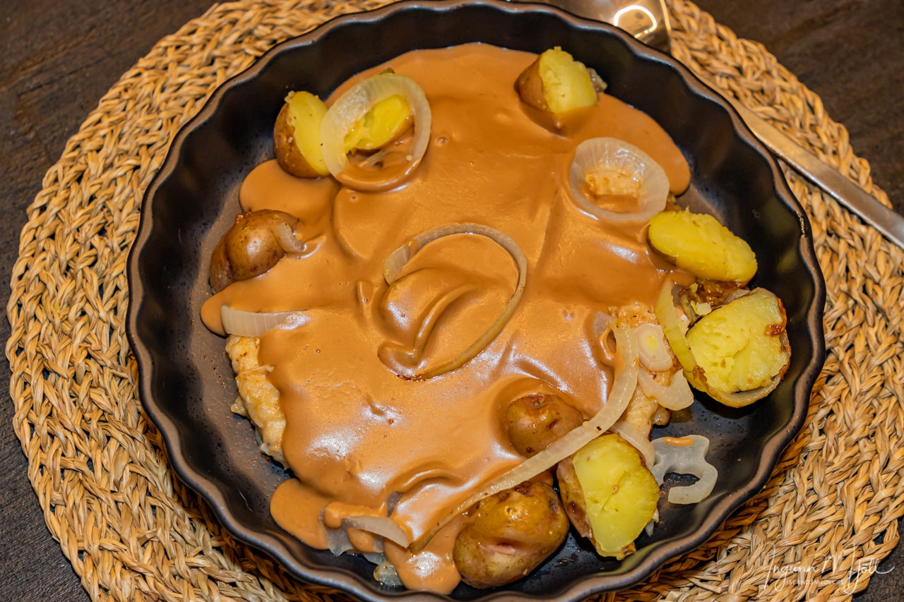 Steiktur fiskur með brúnni sósu