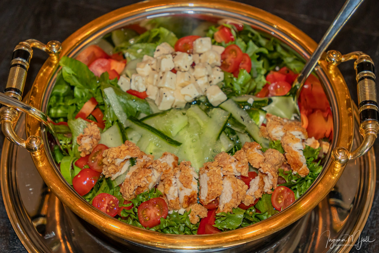 Salat með kjúkling eða án.