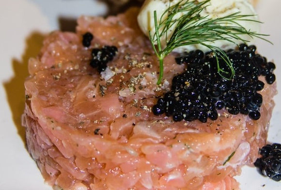 Laxa tartar á brunch borðið