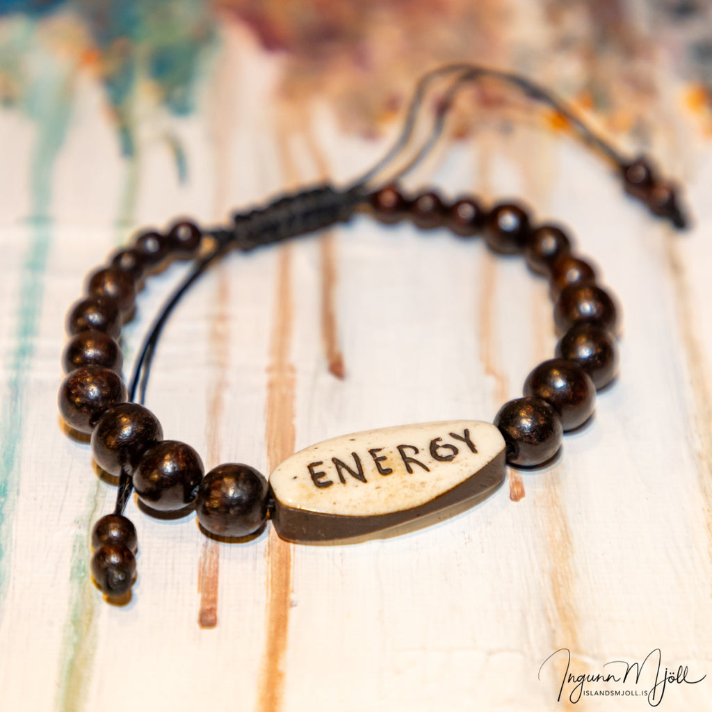 Energy armband